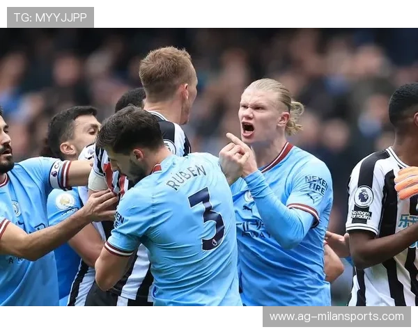 哈兰德被拍到在社区医务所排队接受义诊，低调又真实