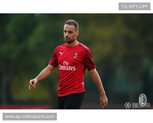 AC米兰体能日:冲刺+短传精度测试为训练核心