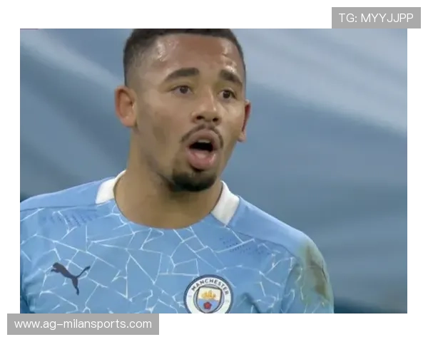 河南队外围远投节奏极好，擦柱偏出令人惋惜