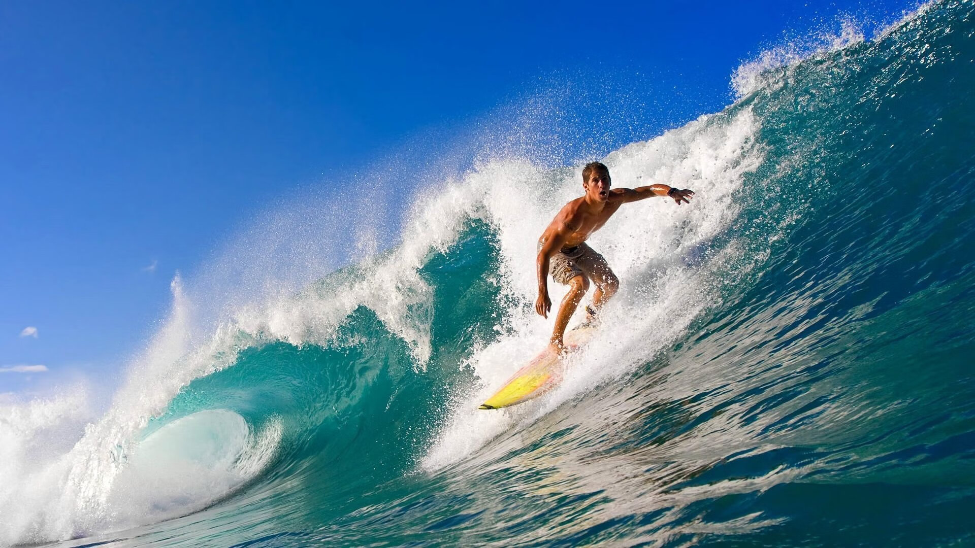 综述：全球足球产业链的未来发展方向，全球足球产业规模